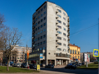 Vyborg, Leningradskoe road, house 7. Apartment house