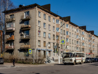 Vyborg, Leningradskoe road, house 20. Apartment house