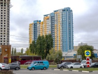 Липецк, улица Фрунзе, дом 81. многоквартирный дом