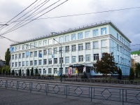 соседний дом: ул. Первомайская, дом 58. школа Средняя школа №2