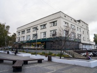 Липецк, улица Ворошилова, дом 4. торговый центр