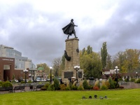 Липецк, улица Первомайская. памятник "Петру I, основателю города"
