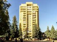 Klimovsk, Oktyabrskaya square, house 2. Apartment house