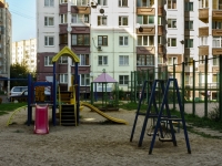 Klimovsk, Simferopolskaya st, 房屋 49 к.1. 公寓楼