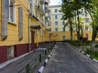 Подольск, Революционный проспект, дом 52. многоквартирный дом