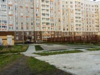 Podolsk, 65 let Pobedy blvd, house 1. Apartment house