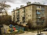 neighbour house: st. Liteynaya, house 35. Apartment house