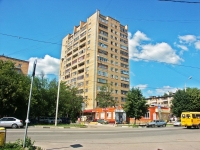 Serpukhov, st Voroshilov, house 123. Apartment house