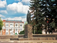 Серпухов, площадь Ленина. памятник В.И.Ленину