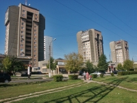 Serpukhov, Gorky st, house 1. Apartment house