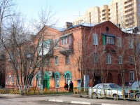 neighbour house: st. Pervomayskaya, house 17. Apartment house