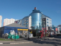 Khimki, shopping center "Гранд", Leningradskoe rd,  к.1