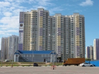 Khimki, Molodezhnaya st, house 74. Apartment house