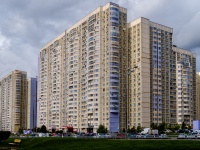 Khimki, Molodezhnaya st, house 70. Apartment house