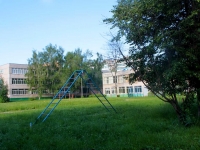Khimki, 国立重点高级中学 №13, Kurkinskoe rd, 房屋 18
