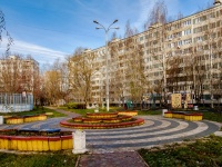 Khimki, st Stroiteley, house 8. Apartment house