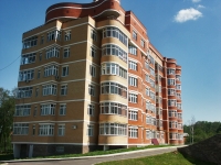 隔壁房屋: st. Zarechnaya, 房屋 44. 公寓楼