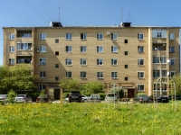 Volokolamsk,  , house 39. Apartment house with a store on the ground-floor