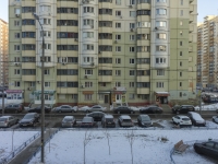 Krasnogorsk, Podmoskovny Blbd, house 11. Apartment house