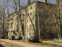 neighbour house: Ln. Zheleznodorozhny, house 9. Apartment house