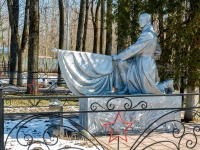 Mozhaysk, 纪念碑 Братская могилаPartizanskaya (pos. uvarovka) st, 纪念碑 Братская могила