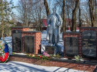Mozhaysk, 纪念碑 Братская могилаPartizanskaya (pos. uvarovka) st, 纪念碑 Братская могила
