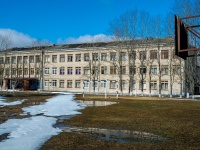 Mozhaysk, st Uritckogo (pos. uvarovka), house 32. school