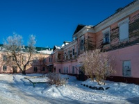 Mozhaysk, Pereyaslav-hmelnitckogo st, house 42. Apartment house