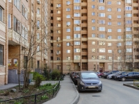 Mytishchi, Semashko st, house 24. Apartment house with a store on the ground-floor