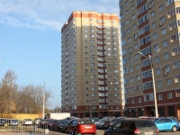 罗曼斯科耶, Chugunov st, 房屋 15 к.5. 公寓楼