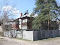 neighbour house: st. Serov, house 14. Apartment house