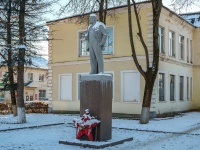 Ruza, st Sotsialisticheskaya. monument
