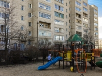 Sergiyev Posad, Vorob'evskaya st, house 40. Apartment house