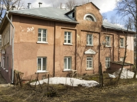 Sergiyev Posad, Valovaya st, house 7. Apartment house