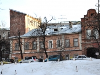 Nizhny Novgorod, st Pozharsky, house 8. Apartment house