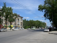 Новосибирск, улица Титова, дом 16. многоквартирный дом