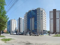 Novosibirsk, Titov st, house 31. Apartment house
