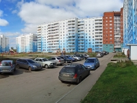 Novosibirsk, st Zabaluev, house 51/2. Apartment house