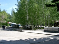 新西伯利亚市, 纪念性建筑群 Аллея оружияStanislavsky st, 纪念性建筑群 Аллея оружия