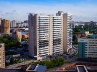 Novosibirsk, st Ordzhonikidze, house 47. Apartment house