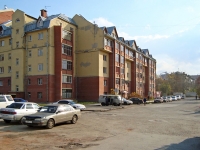 Novosibirsk, st Kamenskaya, house 86. Apartment house