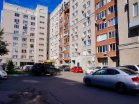 Новосибирск, улица Каменская, дом 32. многоквартирный дом