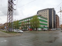 Novosibirsk, st Shamshynykh, house 87. Apartment house