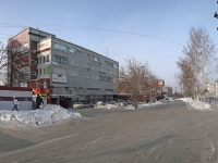 Новосибирск, улица Семьи Шамшиных, дом 99. офисное здание