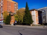 Новосибирск, улица Семьи Шамшиных, дом 56. офисное здание