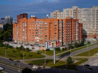 Новосибирск, улица Семьи Шамшиных, дом 4. многоквартирный дом