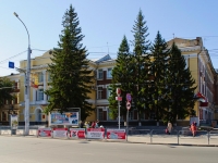 Новосибирск, улица Гоголя, дом 8. дом/дворец культуры
