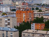 Новосибирск, улица Челюскинцев, дом 54. многоквартирный дом