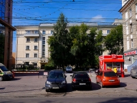 Новосибирск, Красный проспект, дом 43. многоквартирный дом