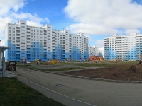 Novosibirsk, Sportivnaya st, house 10. Apartment house